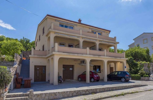 Klenovica Apartment | Holiday apartment with air conditioning and sea view