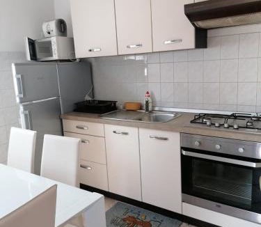Funtana Apartment | Holiday apartment in Funtana with terrace, air conditioning, WiFi, washing machine 4990-2