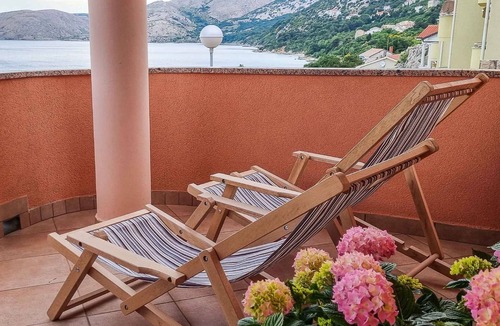 Stara Baska Apartment | Holiday apartment mit Terrasse und Meerblick