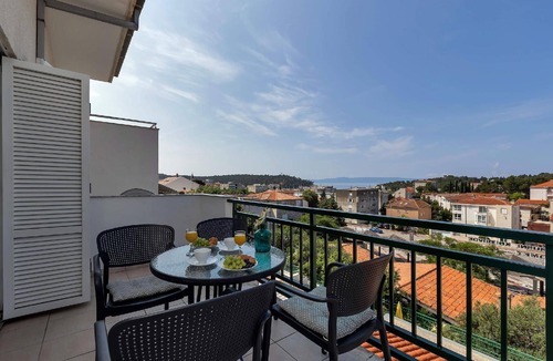 Gorinka House | Holiday apartment Makarska for 1 - 6 persons with 2 bedrooms - Holiday house