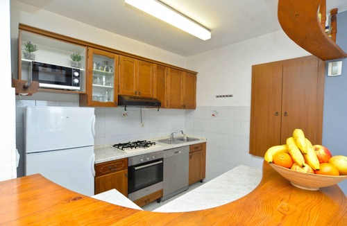 Stinjan Apartment | Holiday apartment mit Pool und Klimaanlage