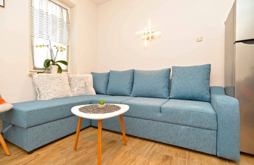 Stinjan Apartment | Holiday apartment mit Pool und Klimaanlage