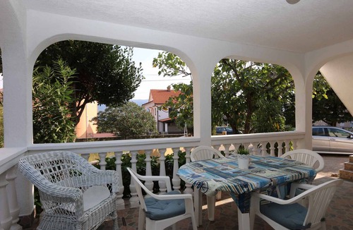 Silo Apartment | Holiday apartment mit Terrasse und Klimaanlage