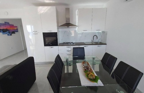 Duce Apartment | Holiday apartment Omiš for 1 - 6 persons with 2 bedrooms - Holiday apartment