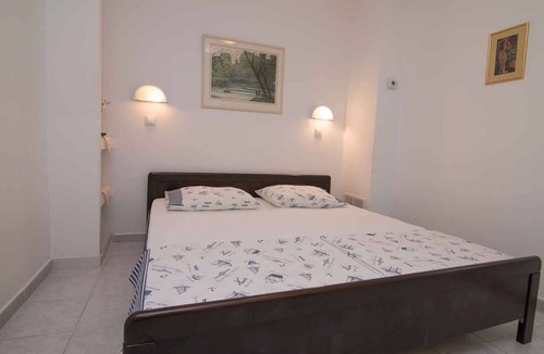 Cove Murtar Apartment | Holiday apartment with terrace