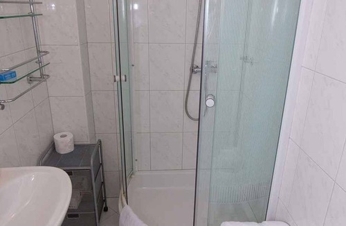 Cove Murtar Apartment | Holiday apartment with terrace