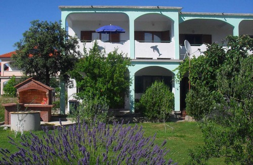Lopar Apartment | Holiday apartment with air conditioning