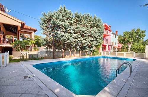 Krnica Apartment | Holiday apartment with air conditioning