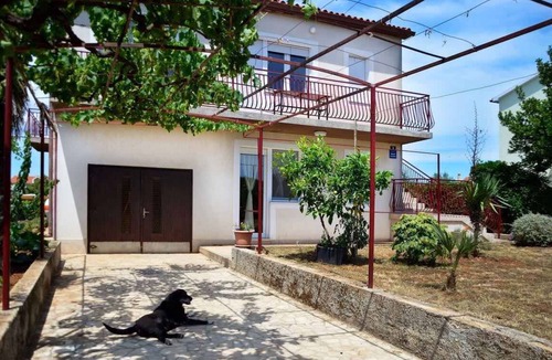 Banjole Apartment | Holiday apartment with terrace and air conditioning