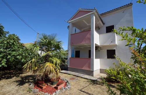 Bogovici Apartment | Holiday apartment with balcony