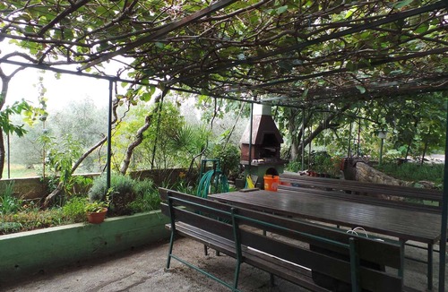 Novigrad Apartment | Holiday apartment with balcony and internet access