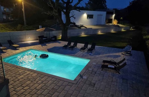 Tribalj Apartment | Holiday apartment with air conditioning and pool