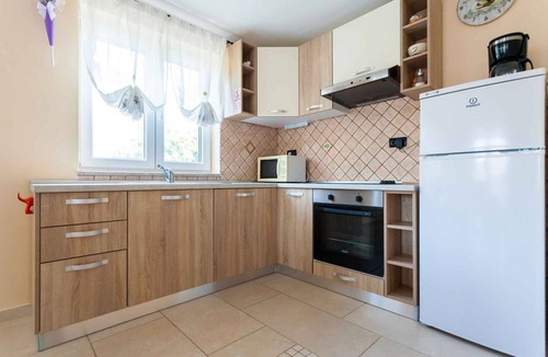 Porat Apartment | Holiday apartment with two bedrooms and balcony