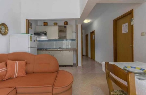 Dajla Apartment | Holiday apartment with Wi-Fi and balcony