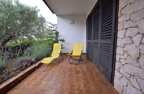 Turanj House | Holiday home 150 m from the