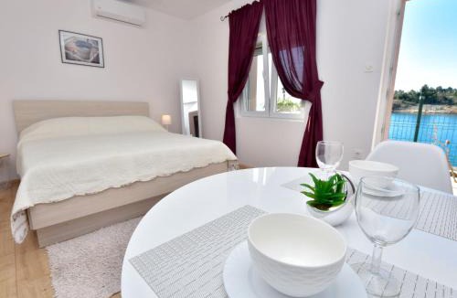 Obrovac House | Holiday Home Ana-2 by Interhome