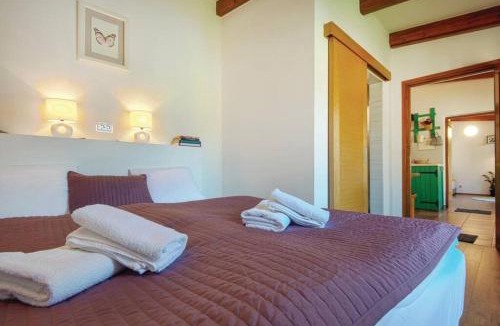 Sveti Juraj na Bregu Apartment | Holiday Home Arcadia with pool, hot tub and sauna