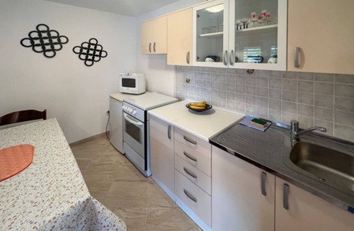Splitska House | Holiday Home Aurora - Three bedroom Holiday Home
