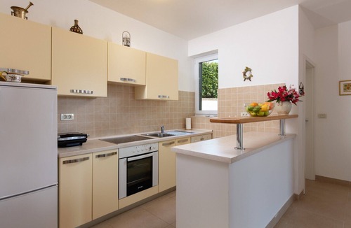 Milna (Brac) Villa | Holiday home Ida in quiet pine forest