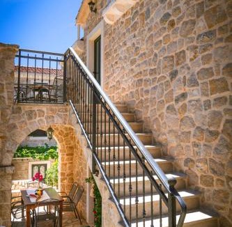 Kremena House | Holiday home in Klek 6275