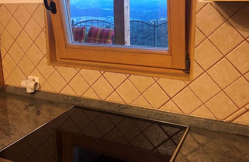 Srednje Grcevje House | Holiday home in a quiet area