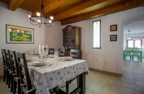 Cabrunici House | Holiday Home Ivanka by Interhome