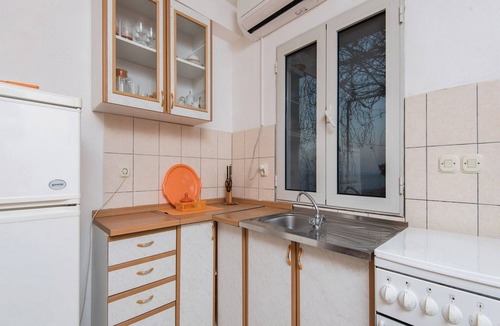 Orebic House | Holiday Home Jadranka - Three Bedroom Holiday Home with Terrace and Sea View