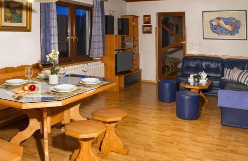 Cabar House | Holiday Home Kozji Vrh with Sauna and Views