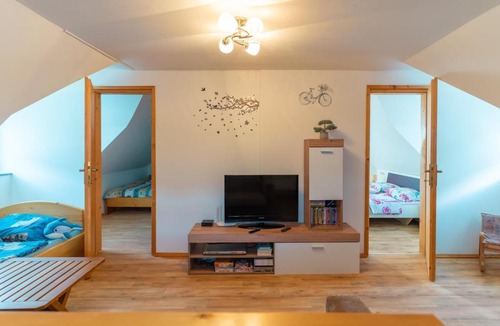 Cerklje ob Krki Apartment | Holiday Home Lanita with Two Bedrooms & Terrace