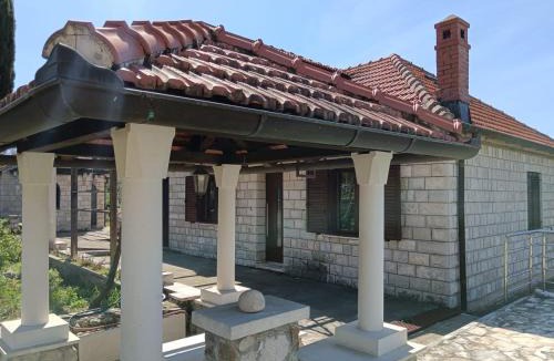 Mihanici House | Holiday Home Lazuština Paradise & The Mermaid