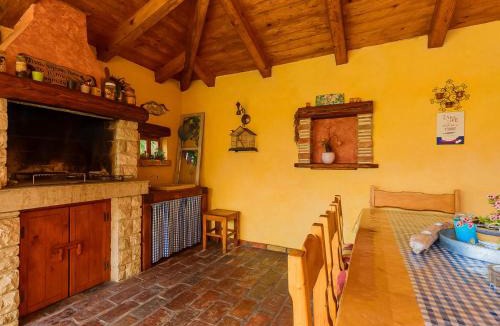 Cabrunici House | Holiday Home Loreta by Interhome