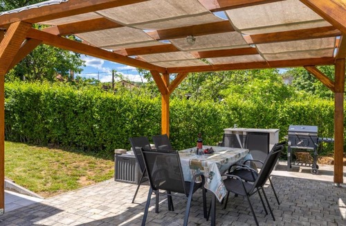 Viskovo Villa | Holiday home Luna pool Kastav by Villas Guide