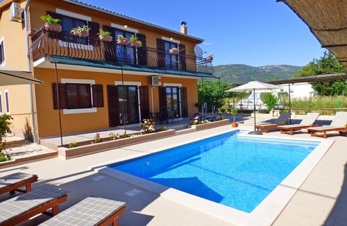 Kastel Novi House | Holiday home Marica, (15391), Kaštel Stari, hr