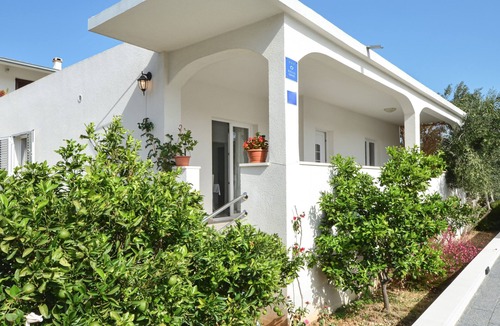 Vinisce House | Holiday home Marija, (15513), Vinišce, hr