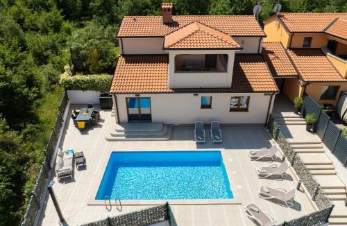Zbandaj House | Holiday Home Mlačić