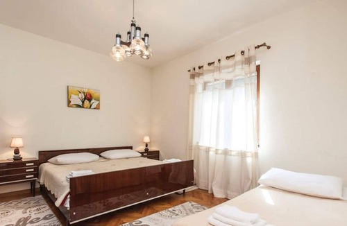 Srinjine Villa | HOLIDAY HOME NADA, Split - Srinjine