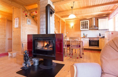 Ravna Gora House | Holiday Home Ravna Gora near Risnjak Park