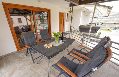 Cerklje ob Krki House | Holiday Home Toplica Natura with natural thermal Bath