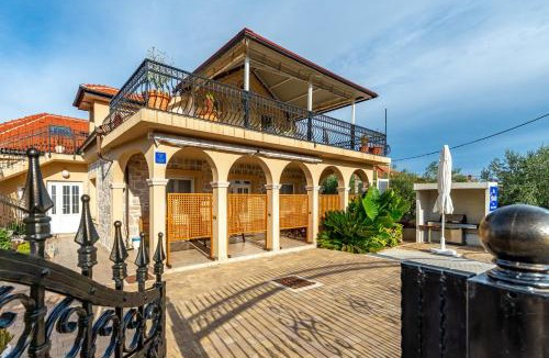 Ugljan House | Holiday home Vila Rosales