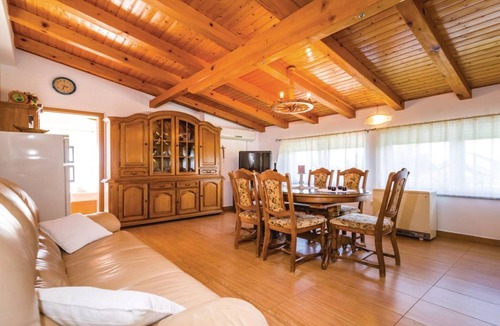 Debeljak House | Holiday Home Villa Ksenija - Six Bedroom Holiday Home with Pool