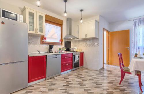 Laginji House | Holiday Home Villa Mihael by Interhome