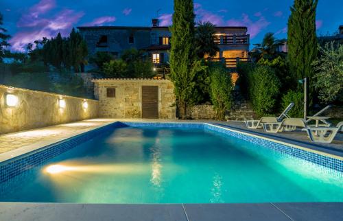 Vizinada Villa | Holiday Home Vizinada