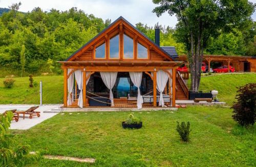 Jastrebarsko House | Holiday Home Wellspring