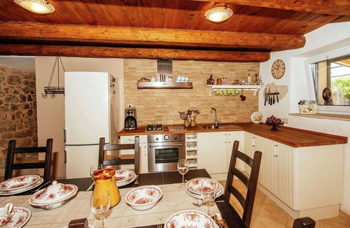 Zaton Obrovacki House | Holiday Home Zaton with Pool near River Canyon