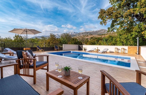 Zaton Obrovacki House | Holiday Home Zaton With Pool Near River Canyon