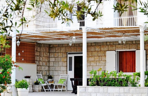 Brsecine House | Holiday home Zdravko, (11560), Brsecine, hr