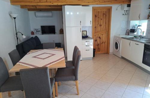 Karlobag House | Holiday House Ane