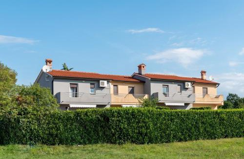 Strmac House | Holiday House Dora