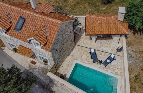 Drnis House | Holiday house Drnis for 1 - 5 persons with 2 bedrooms - Holiday house