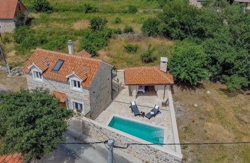 Drnis House | Holiday house Drnis for 1 - 5 persons with 2 bedrooms - Holiday house